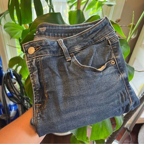 Old Navy Women's Rockstar Skinny Jeans - Picture 1 of 9